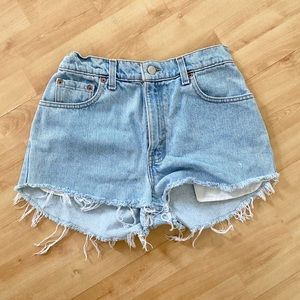 Levi’s high waisted denim shorts